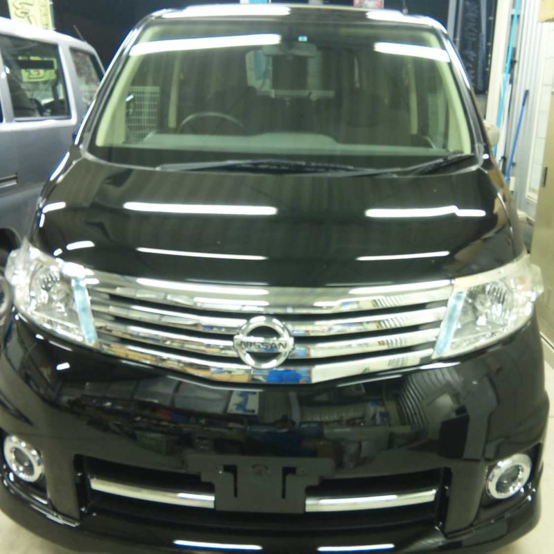 セレナフロント